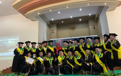 26 Mahasiswa Prodi Kebidanan Program Magister Telah Diwisuda Pada Periode September 2022