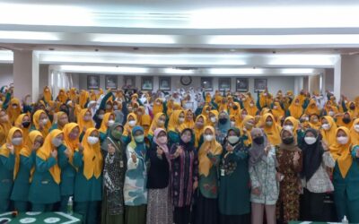 STUDIUM GENERAL  KEBIDANAN : Penguatan Peran Bidan dalam Pelayanan Kebidanan Terkini